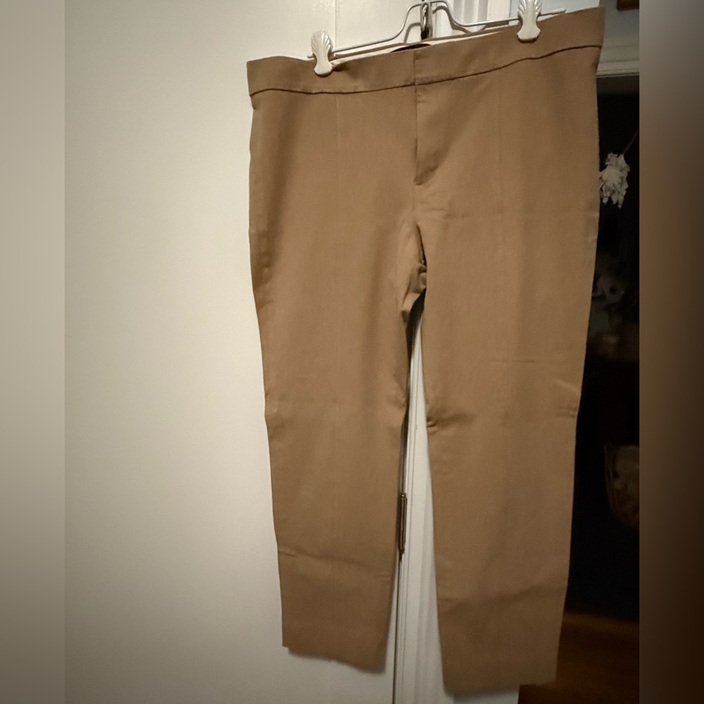 Banana Republic tan Sloan straight leg mid rise, cropped pants